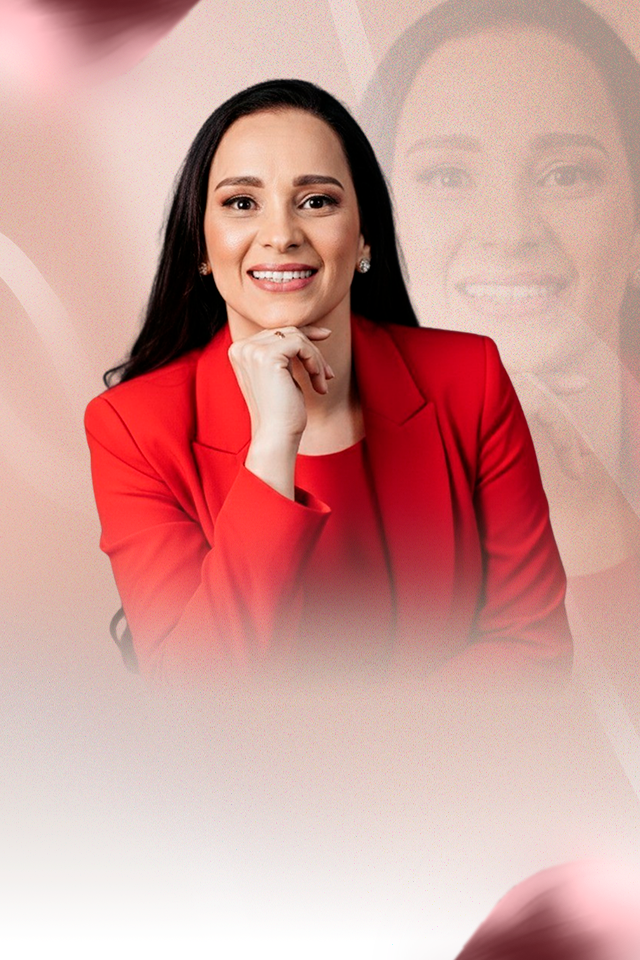 Dra. Sônia em seu consultório